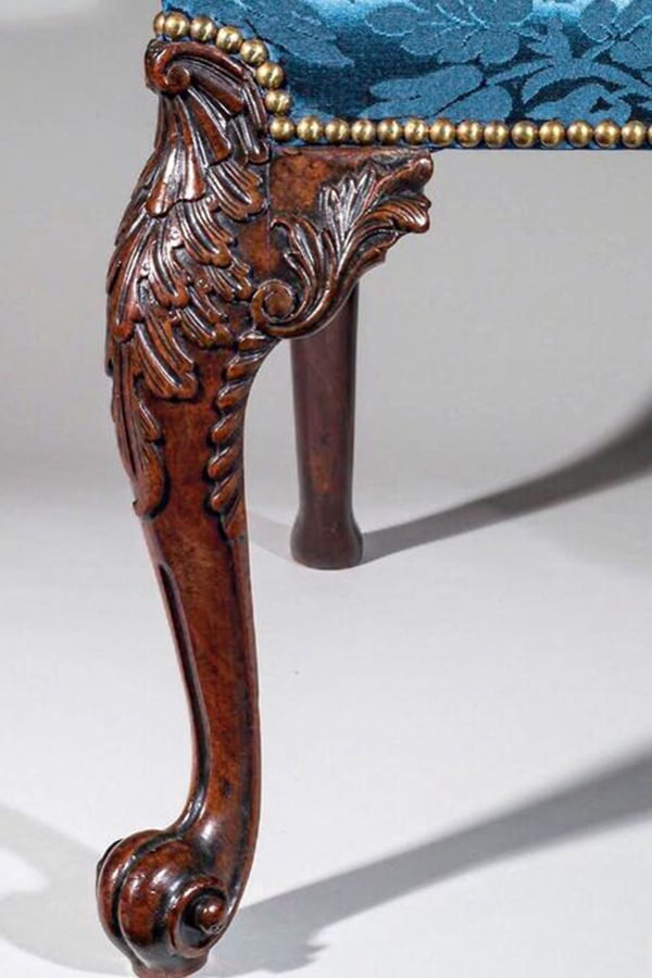Exemple folosire picioare mobila sculptate din lemnnbsp- Decotrend | decoratiuni ratan sculpturi